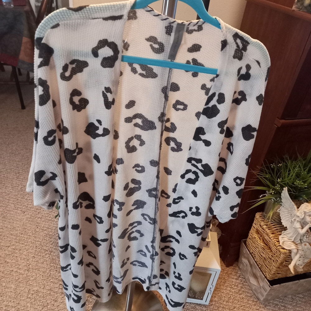 HoneyMe brand Leopard Print  Cardigan plus size 2xl